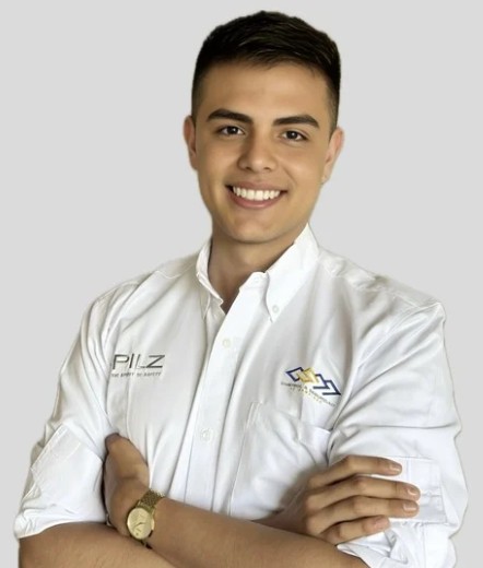 Miguel Barragán — Ingeniero de Ventas